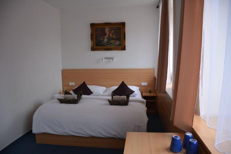Hotel O.K. 1 Beroun  Exterior foto