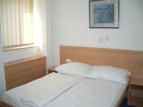 Hotel O.K. 1 Beroun  Exterior foto